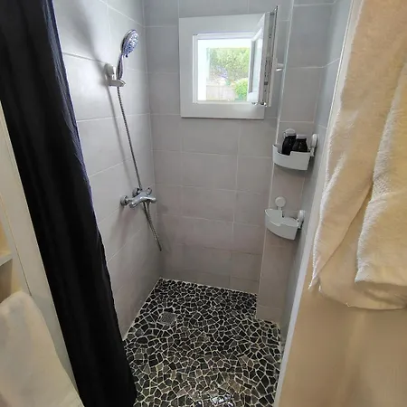 Apartamento Marché 2 Avec Jardin *